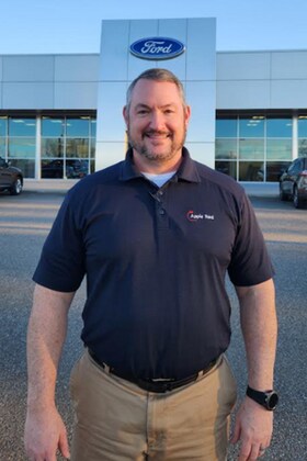 Staff member John Stultz from ID_dde544