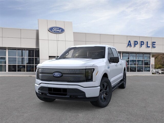 2025 Ford F-150 Lightning photo 2