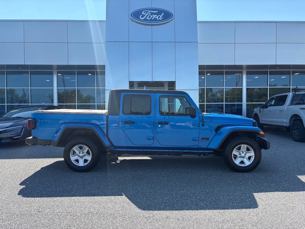 Certified 2021 Jeep Gladiator Sport Truck