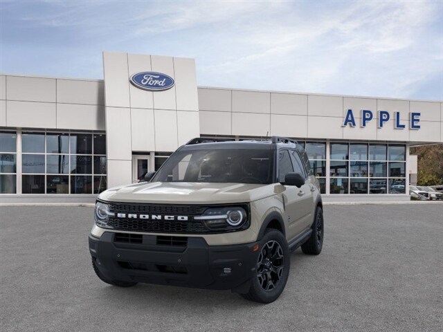2025 Ford Bronco Sport Outer Banks photo 2
