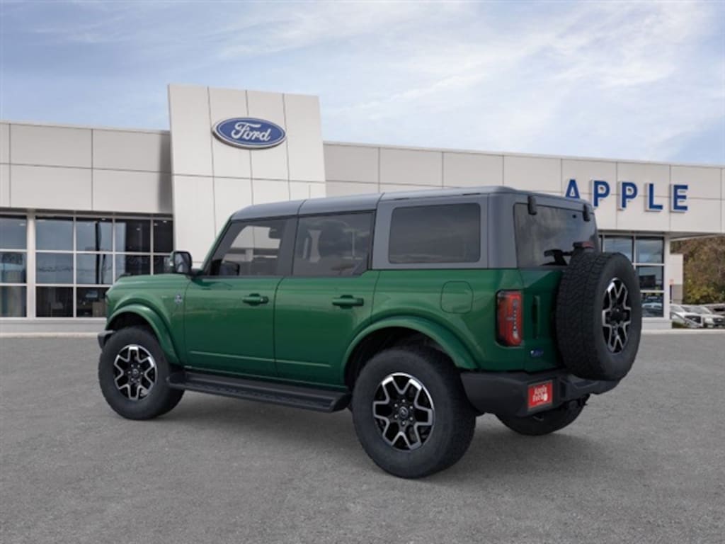 New 2025 Ford Bronco Outer Banks SUV