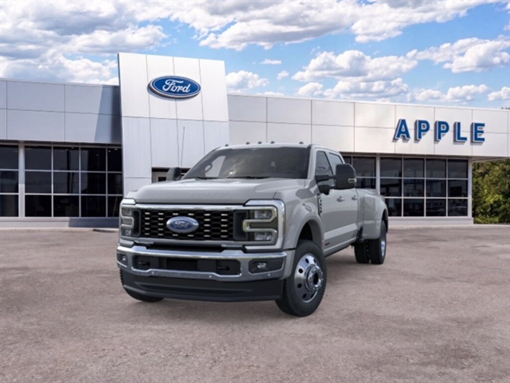New 2026 Ford Super Duty F-450® Lariat® TRUCK