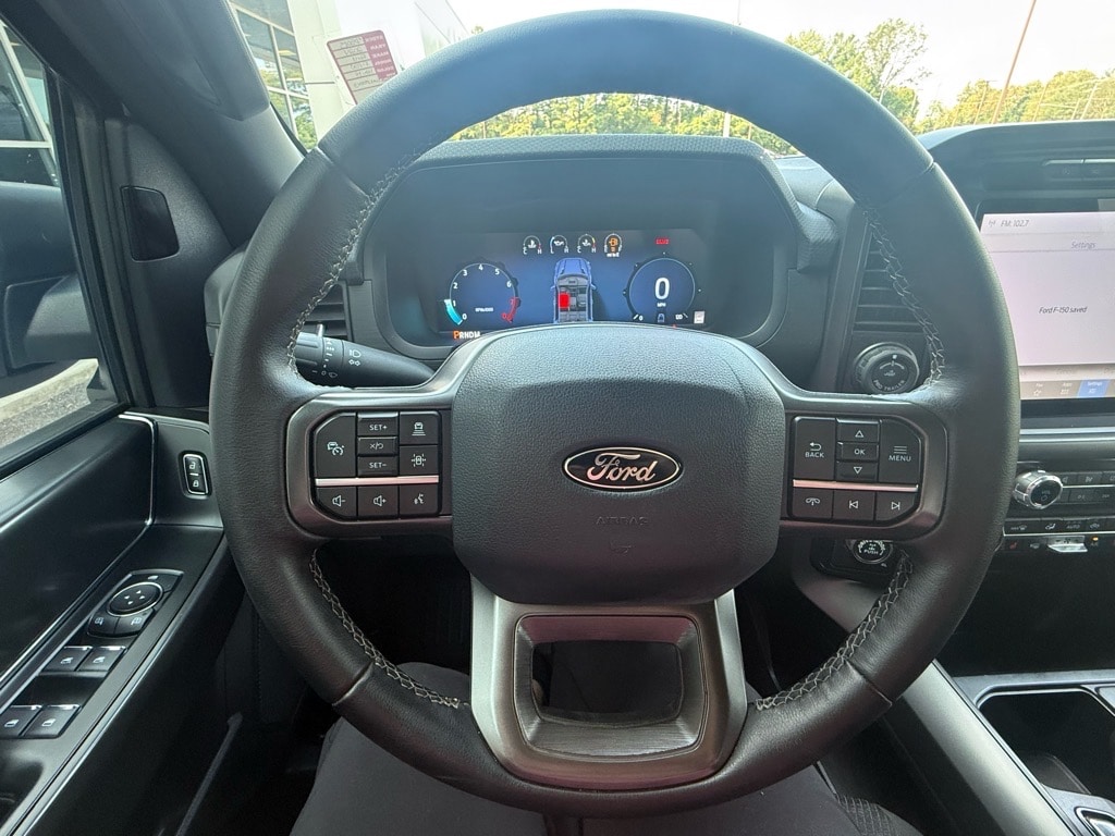 2024 Ford F-150 XLT photo 2