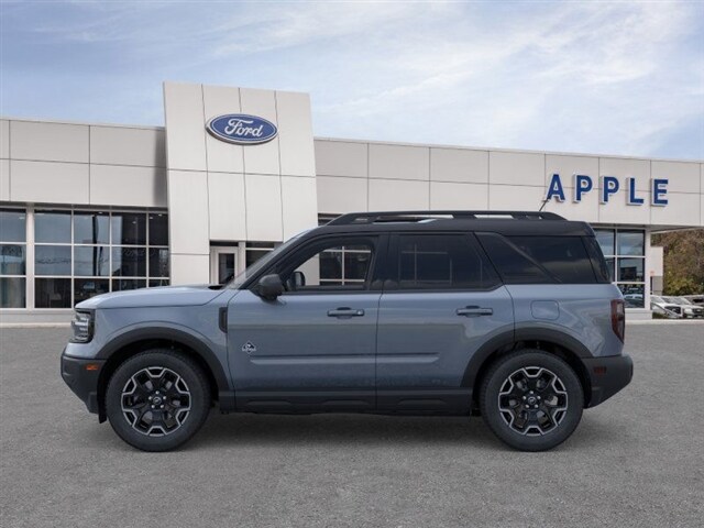 2025 Ford Bronco Sport Outer Banks photo 3