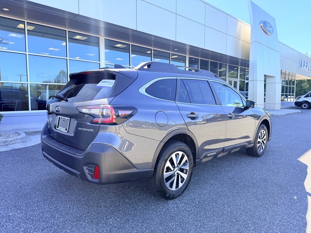 2021 Subaru Outback Premium photo 4
