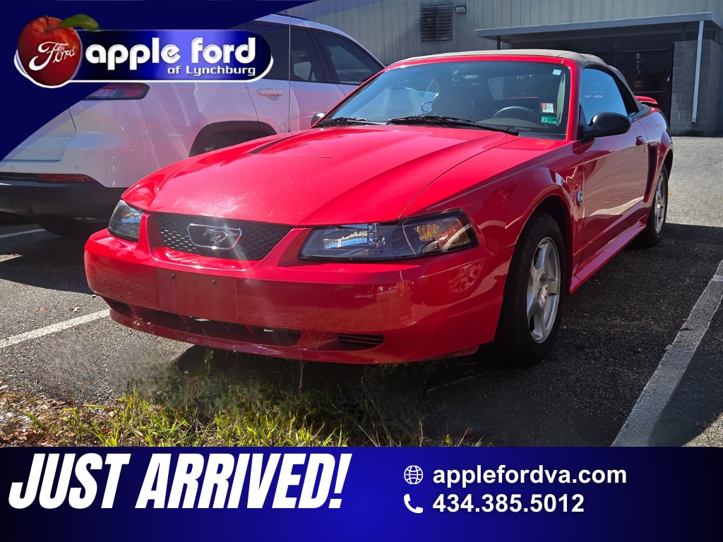 2004 Ford Mustang