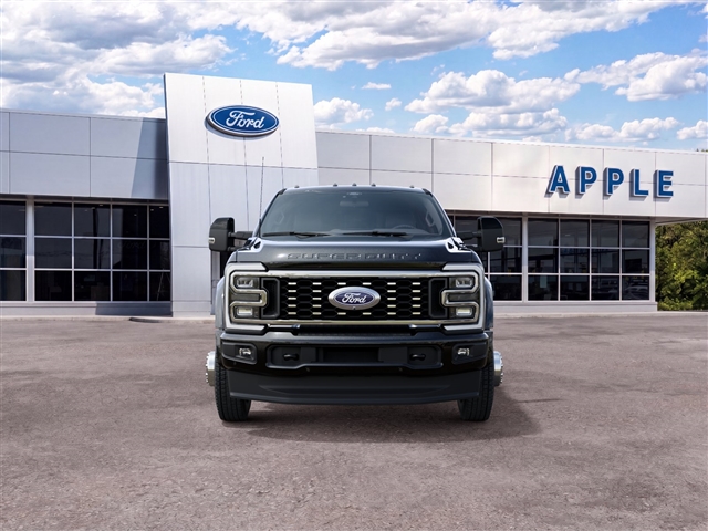 New 2027 Ford Super Duty F-450® Platinum® TRUCK