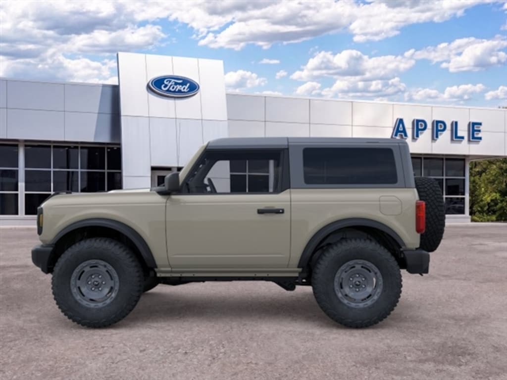 New 2025 Ford Bronco Base SUV