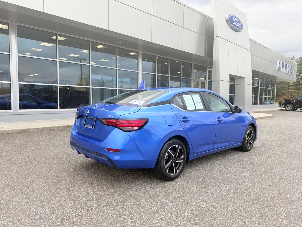 2024 Nissan Sentra SV photo 4