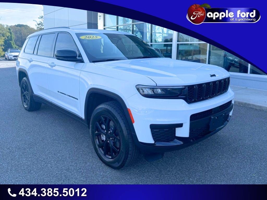 2025 Jeep Grand Cherokee L Altitude's photo