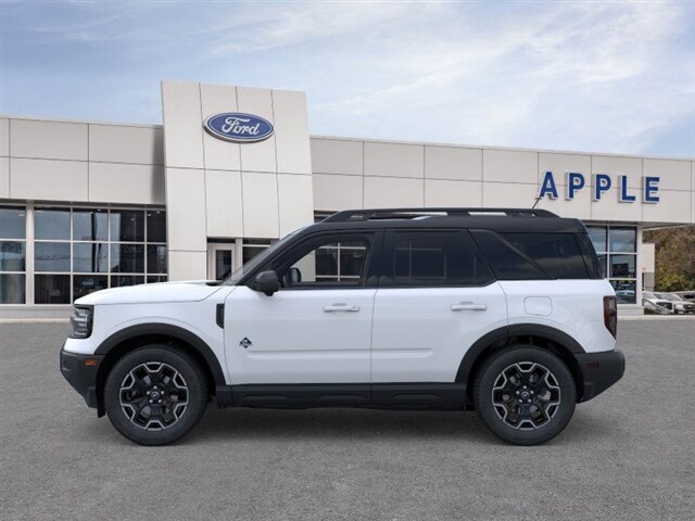 2025 Ford Bronco Sport Outer Banks photo 3