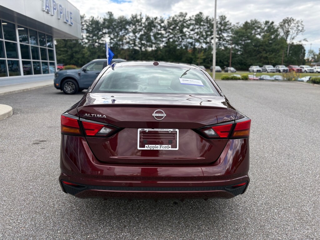Certified 2025 Nissan Altima 2.5 SV Sedan