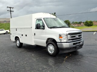 2026 Ford E-350 Cutaway E-350 SRW Truck