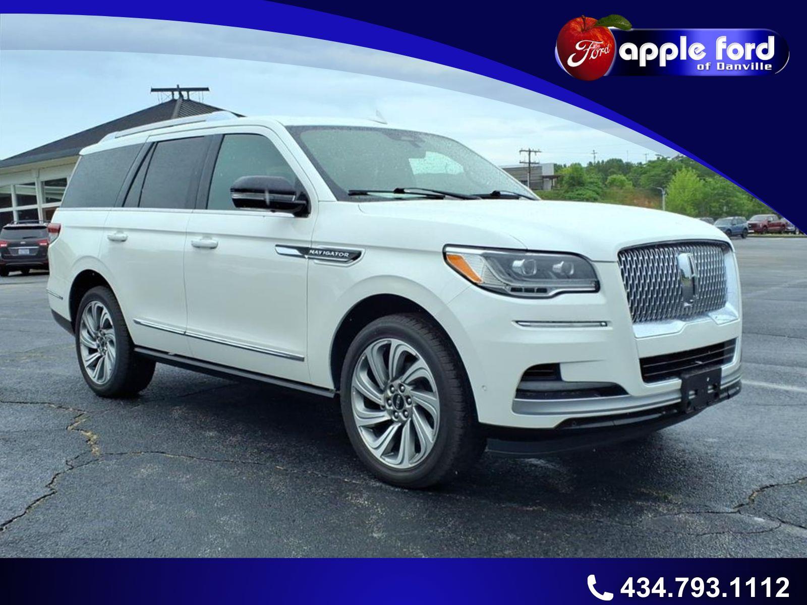 2022 Lincoln Navigator Reserve 4WD's photo