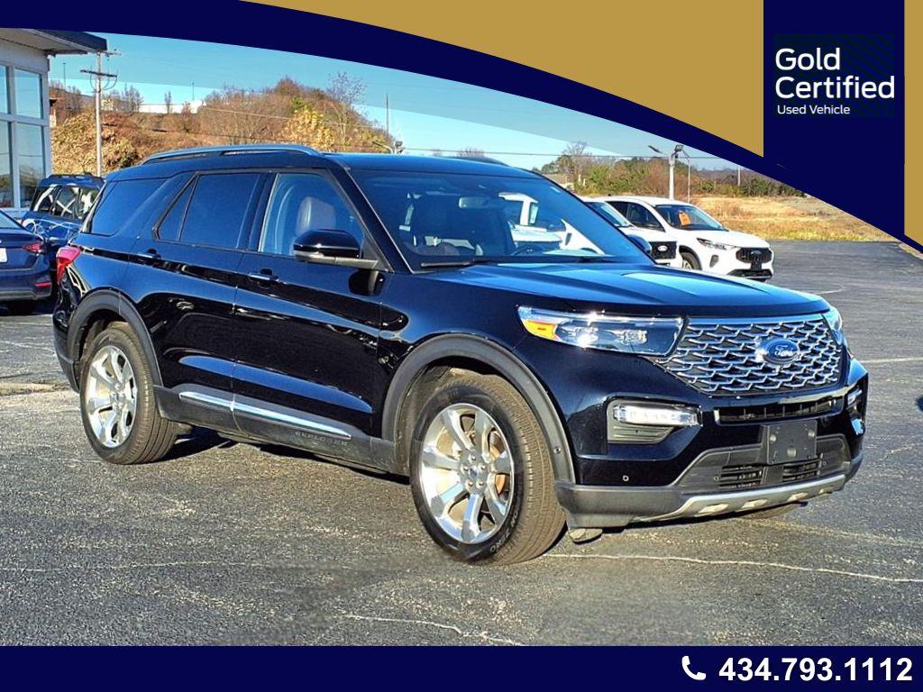 2020 Ford Explorer Platinum's photo