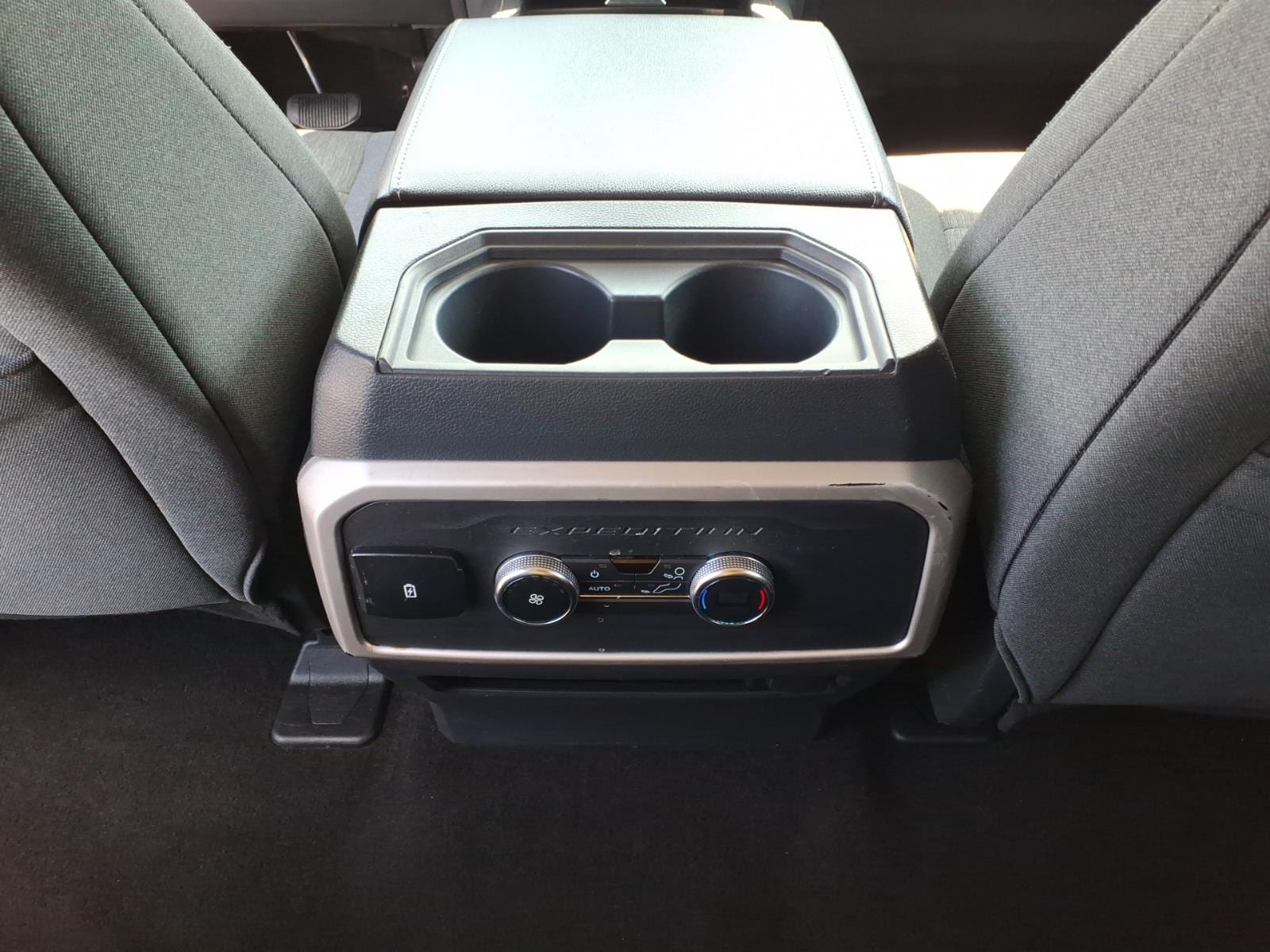 2022 Ford Expedition XLT - Photo 13