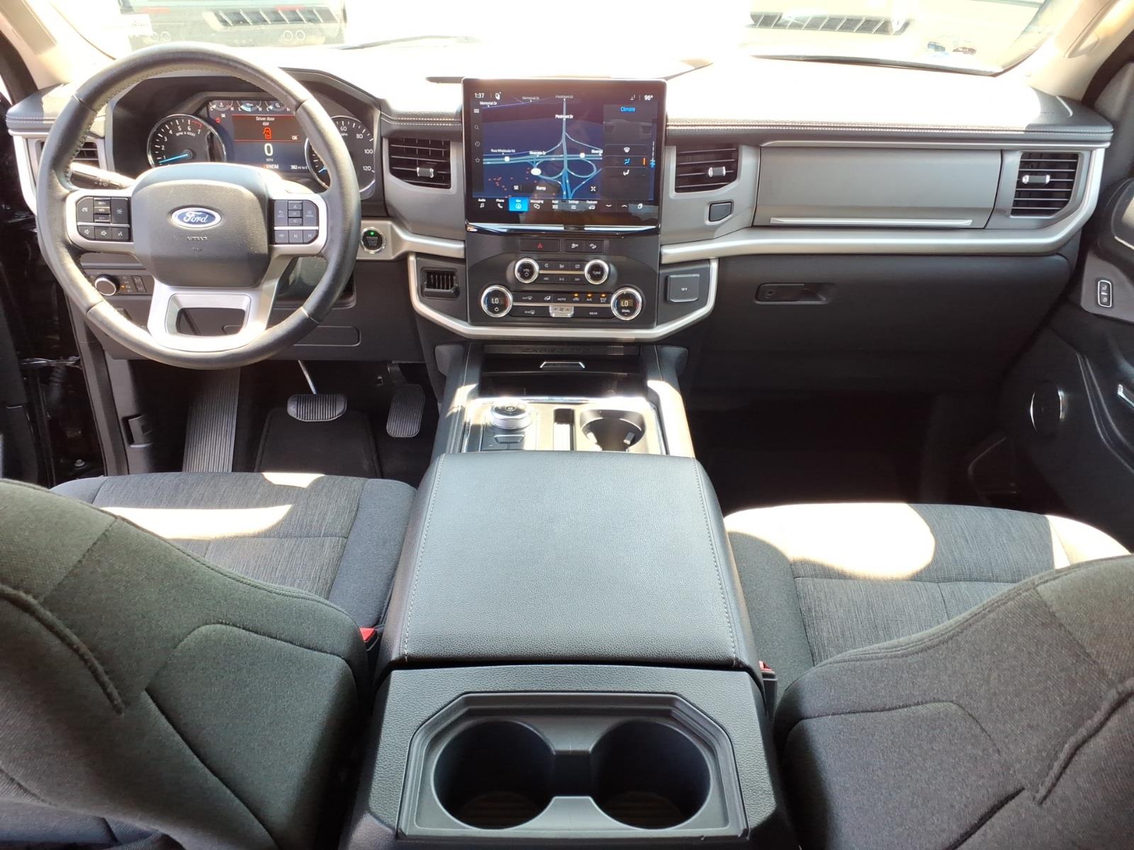 2022 Ford Expedition XLT - Photo 14