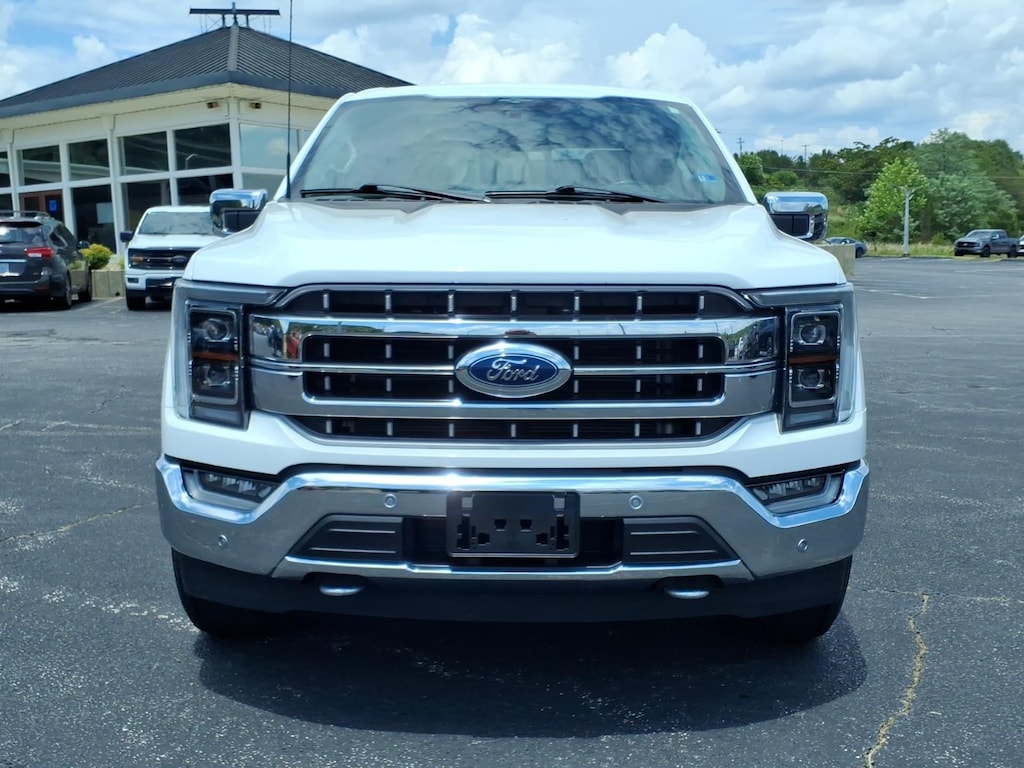 Used 2023 Ford F-150 Lariat 4WD Supercrew 5.5 4x4 Lariat SuperCrew 5.5 ft. SB