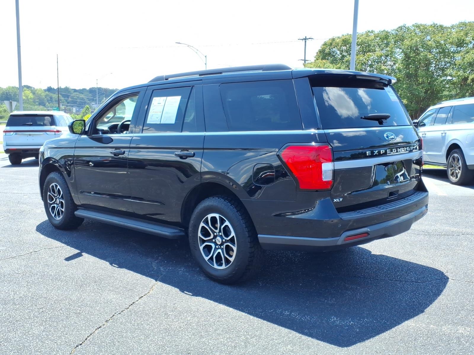 2022 Ford Expedition XLT - Photo 6