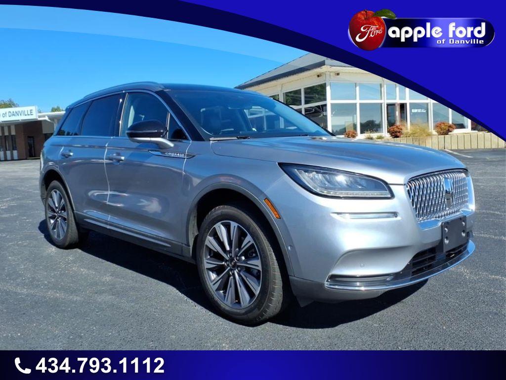 2022 Lincoln Corsair Reserve's photo