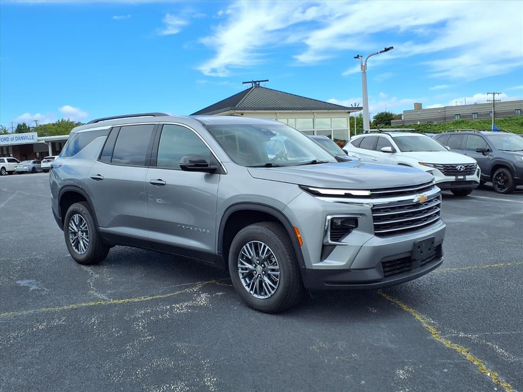 Certified 2025 Chevrolet Traverse LT SUV