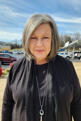 Staff member Carolyn Davis from 865f5de2fa51