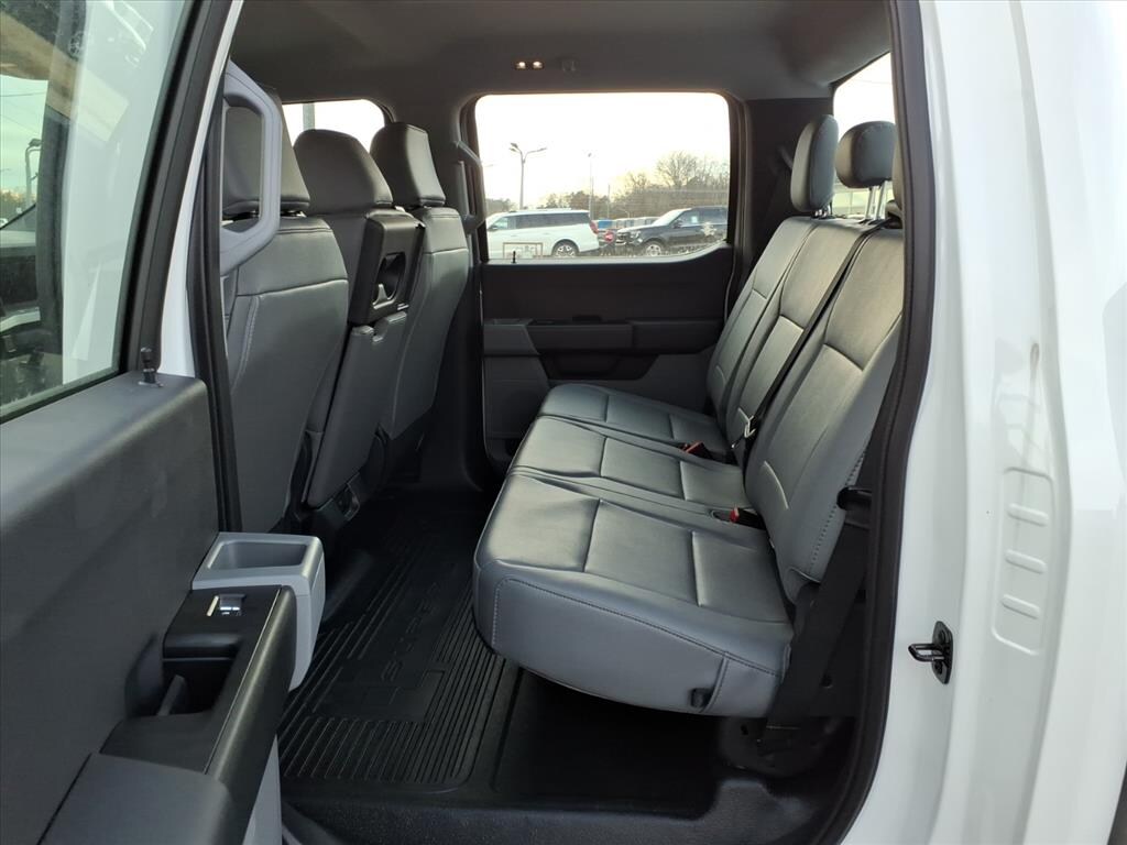 New 2025 Ford F-250 F-250 XL Truck Crew Cab