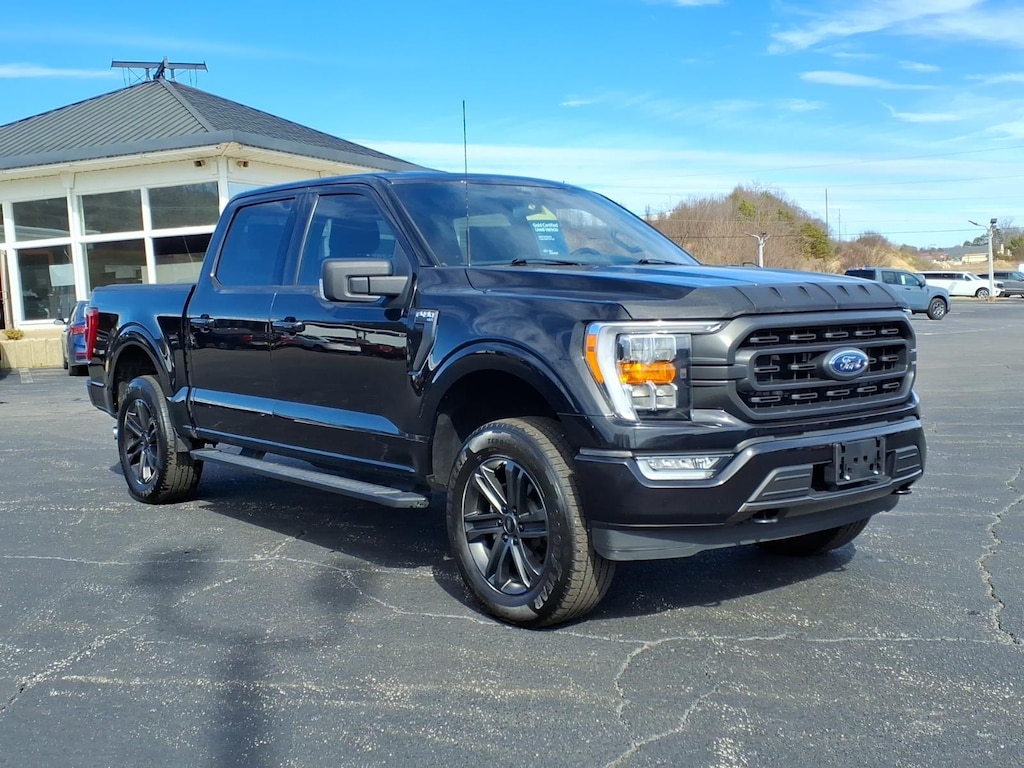 Used 2021 Ford F-150 XLT CREW CAB SHORT BED TRUCK