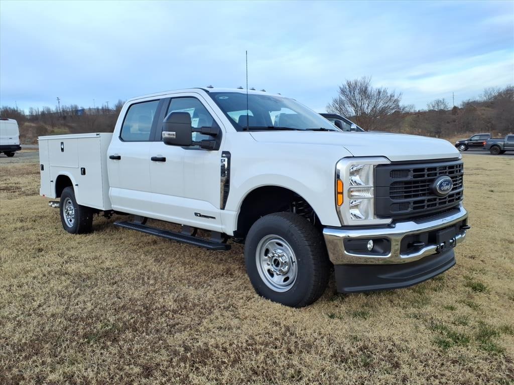 New 2025 Ford F-250 F-250 XL Truck Crew Cab