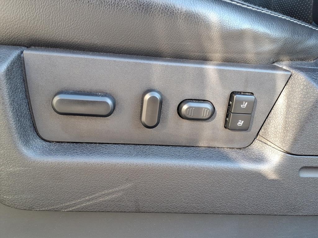 2012 Ford F-150 Lariat photo 4