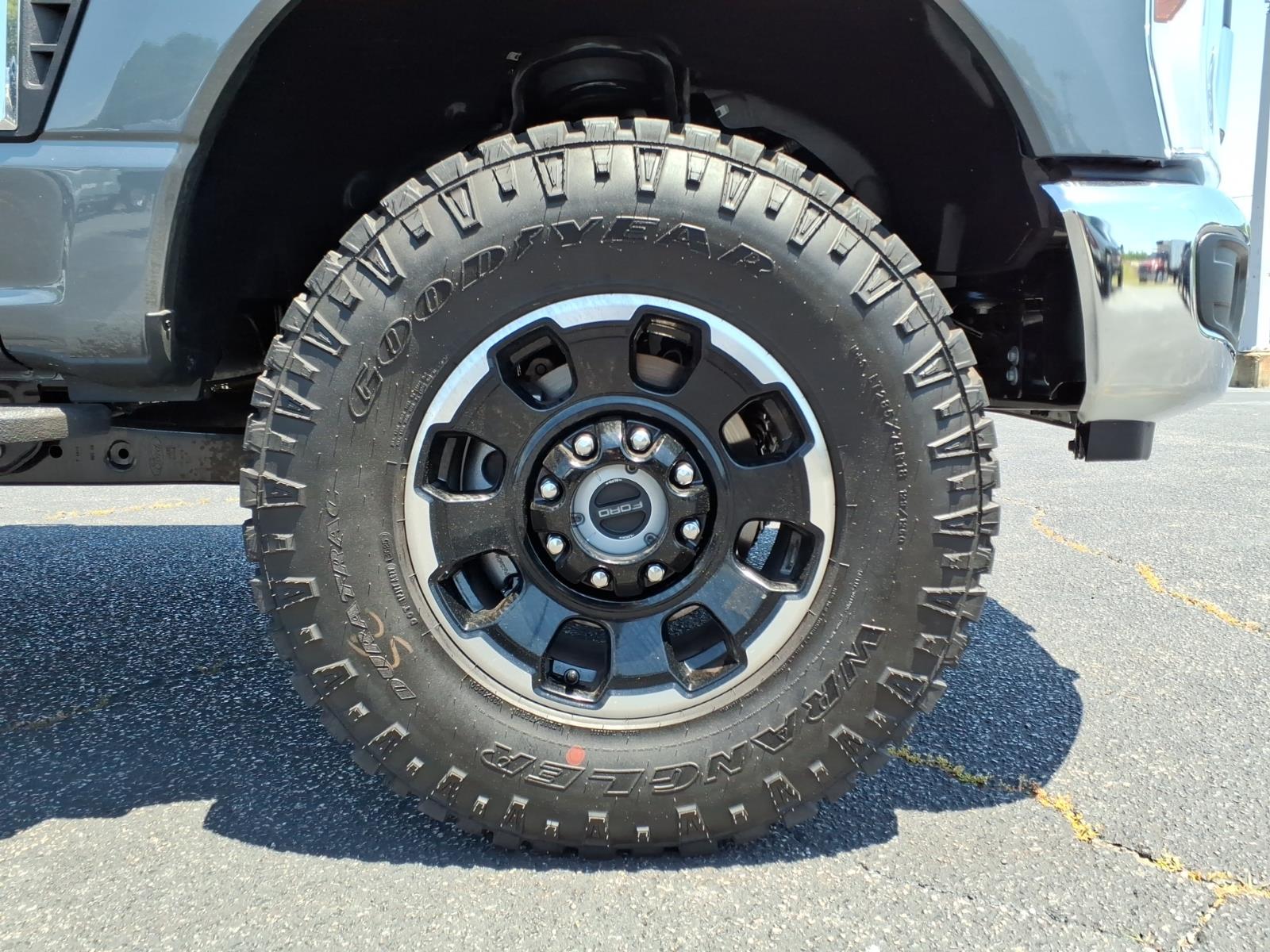 2026 Ford F-250 Super Duty XLT - Photo 10