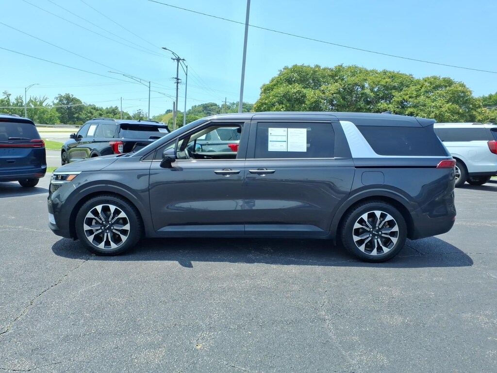 Certified 2024 Kia Carnival EX EX Mini-Van