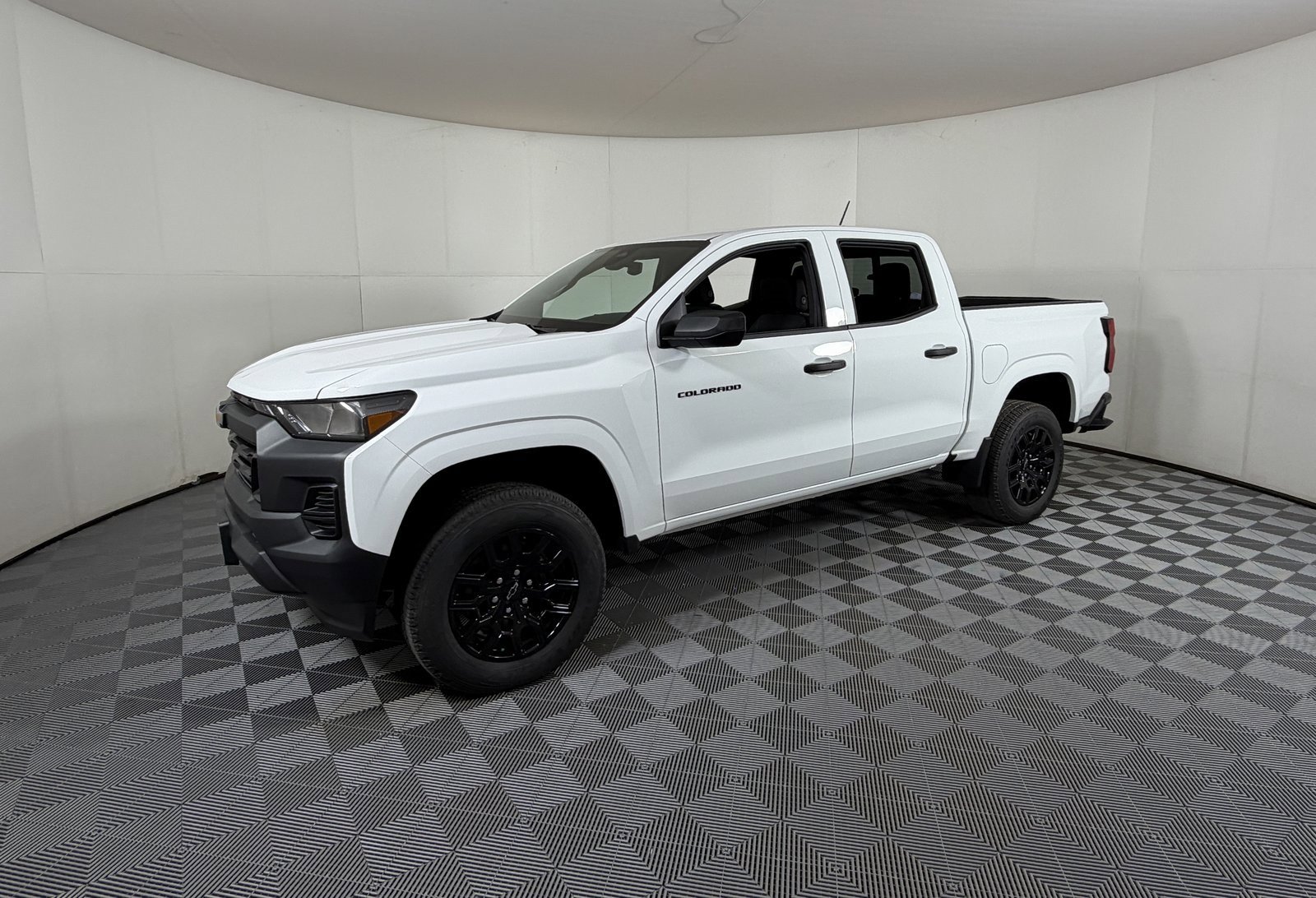 2026 Chevrolet Colorado Work Truck photo 2