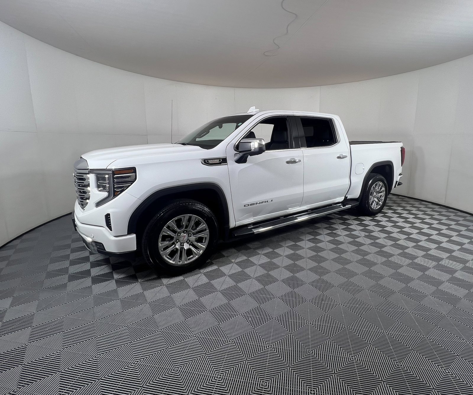 Certified 2023 GMC Sierra 1500 Denali Denali with VIN 3GTPHGE89PG350215 for sale in Marlin, TX