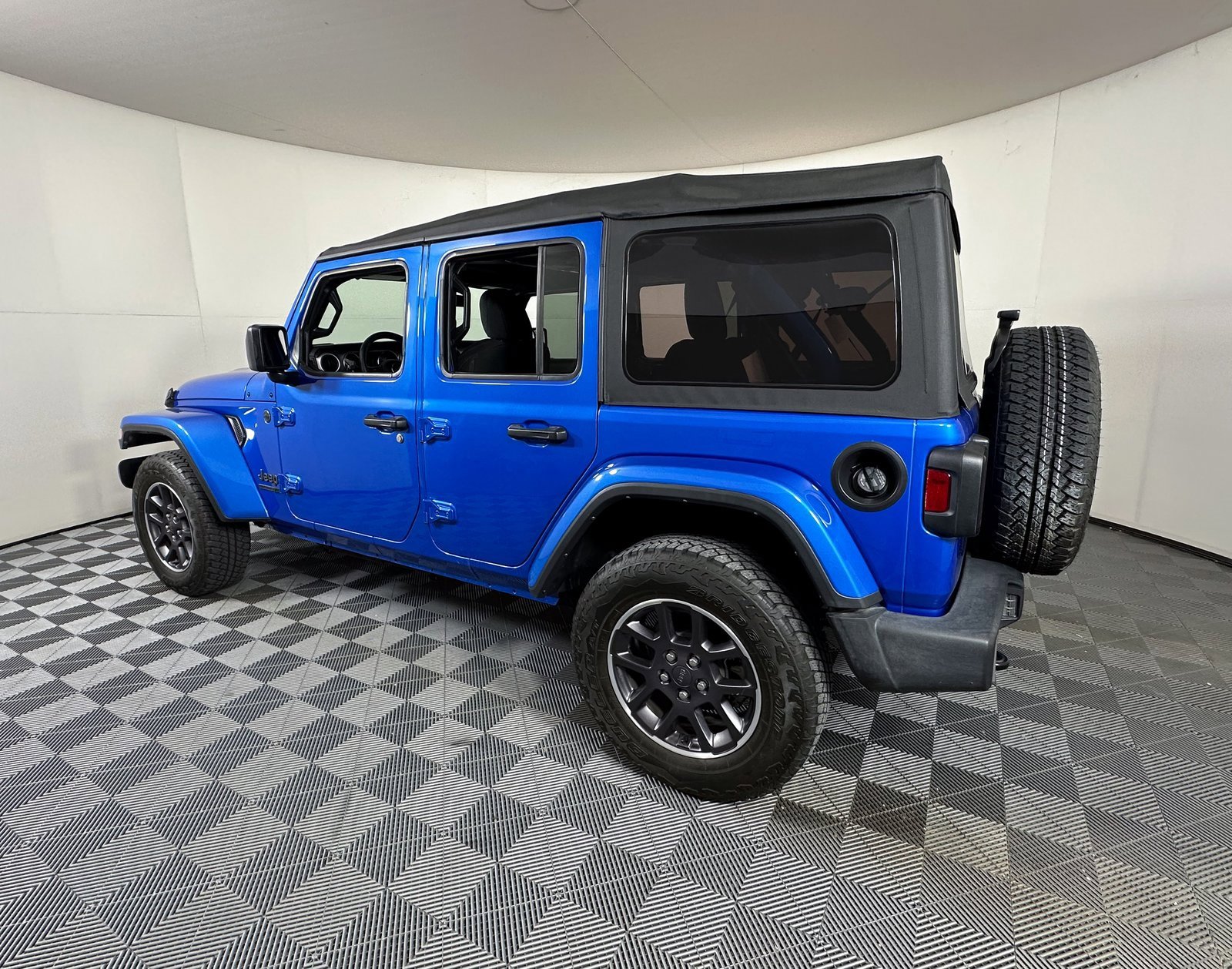 2021 Jeep Wrangler Unlimited Sport Anniversary Edition photo 3