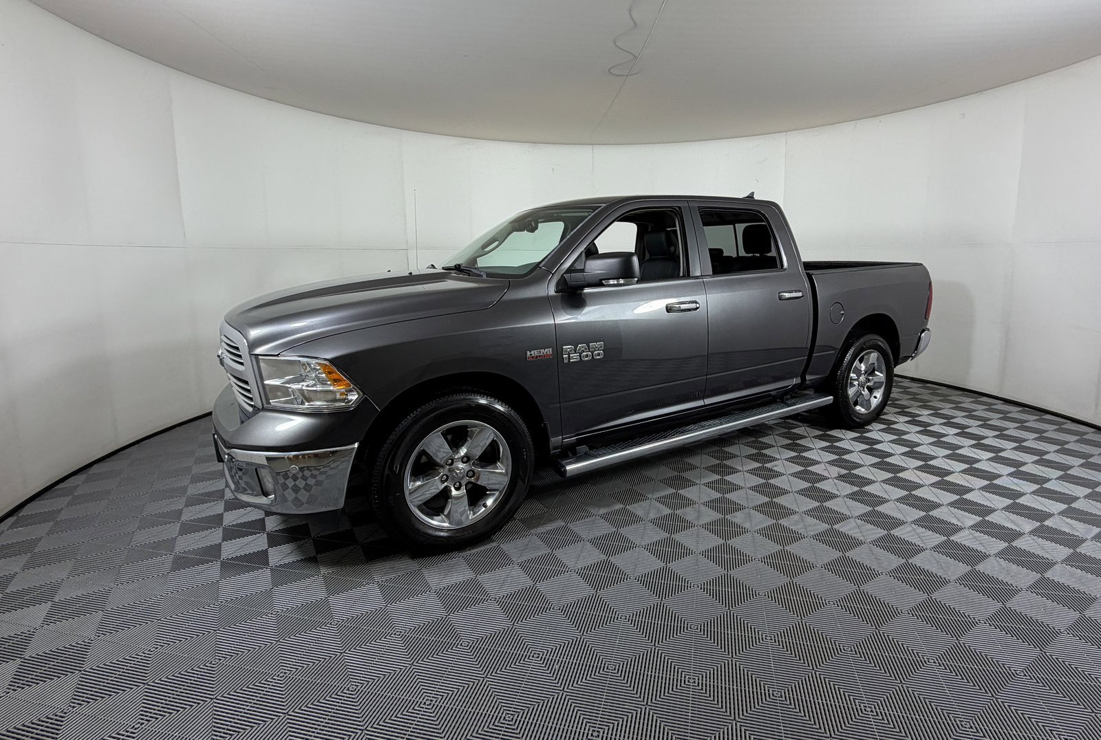 2017 Ram 1500 Lone Star photo 2