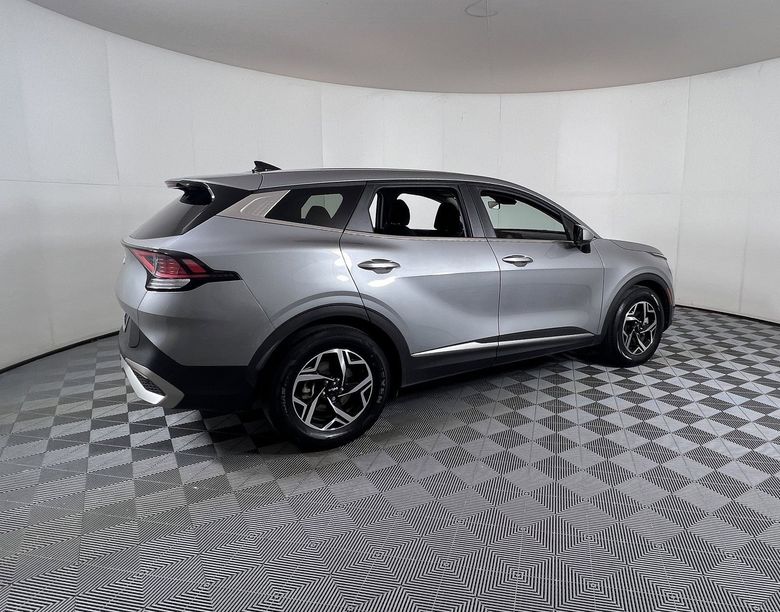 2023 Kia Sportage LX photo 4