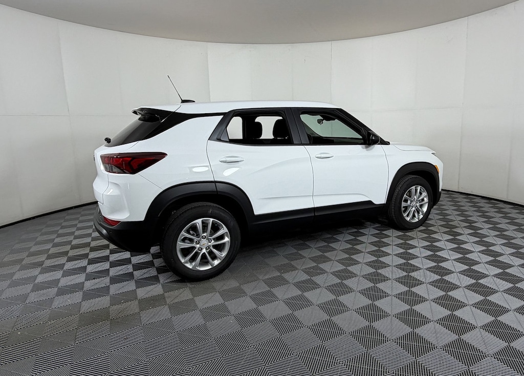 New 2026 Chevrolet Trailblazer LS SUV