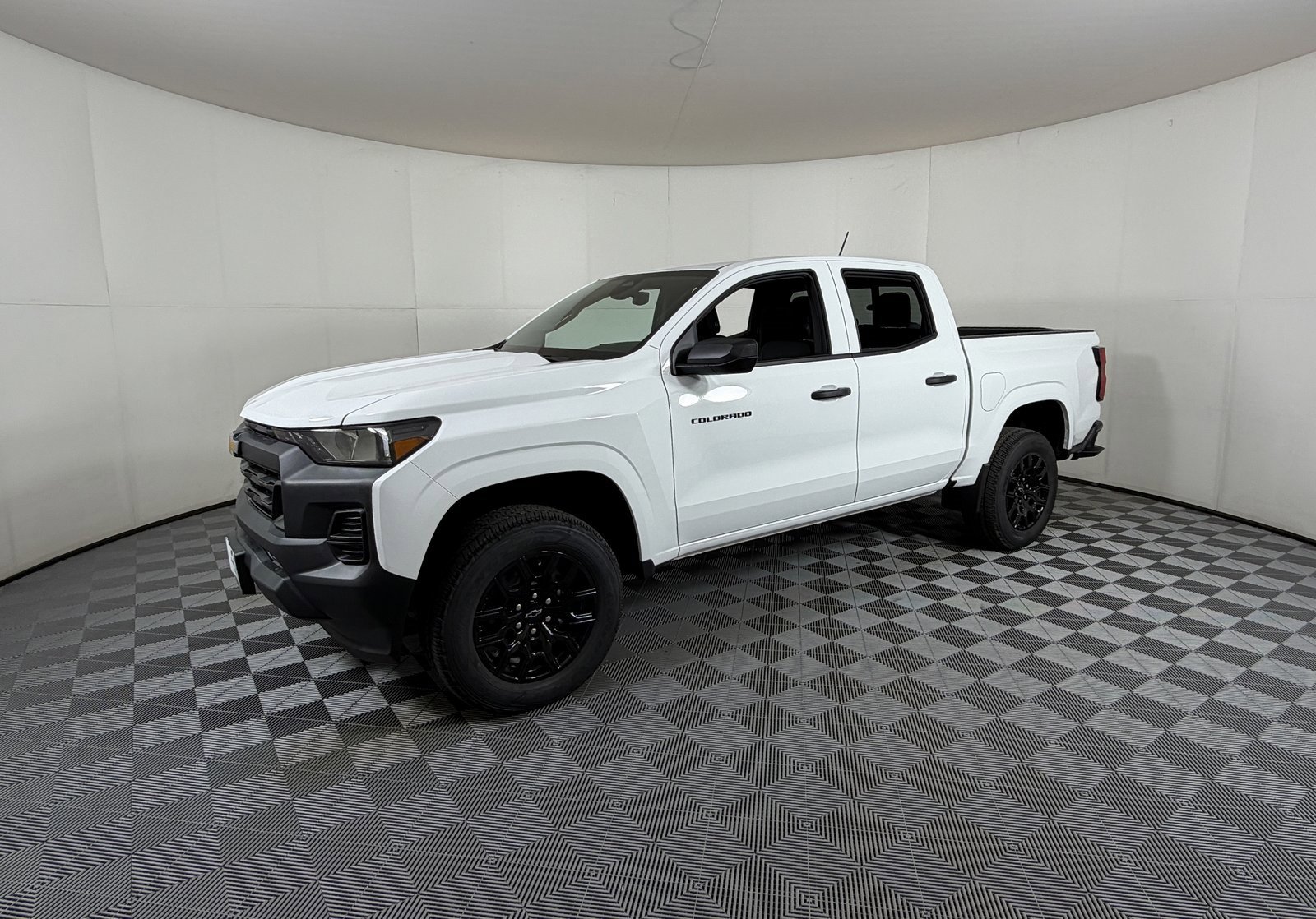 2026 Chevrolet Colorado Work Truck photo 2