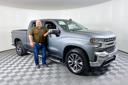 Staff member ADAM BROWN from 583c0380fddb