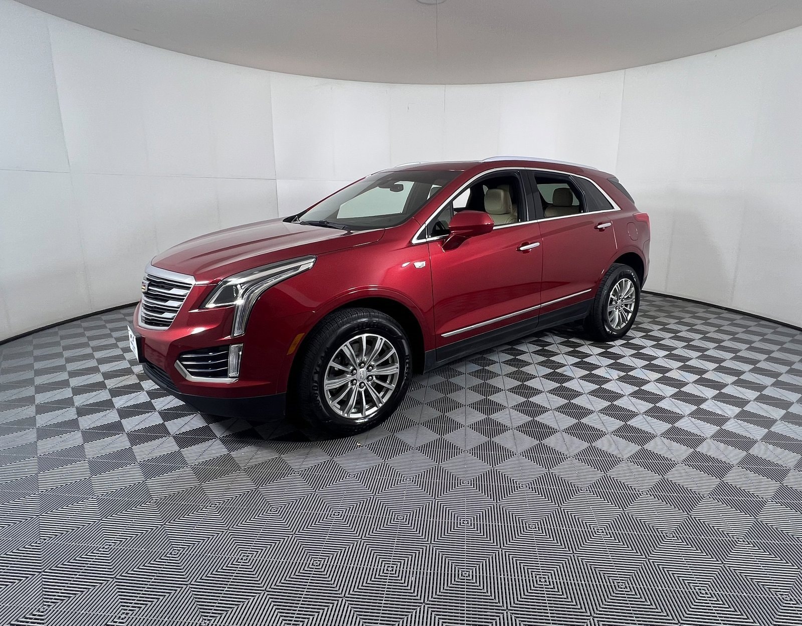 Used 2019 Cadillac XT5 Luxury with VIN 1GYKNCRS9KZ158877 for sale in Marlin, TX