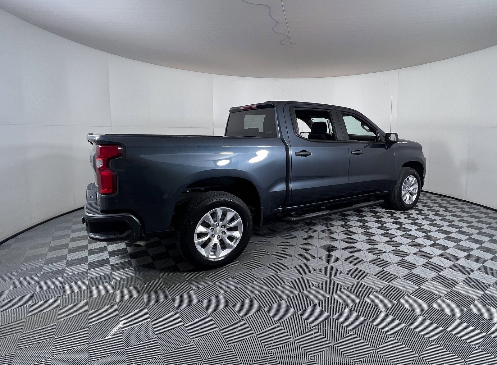 2021 Chevrolet Silverado 1500 Custom photo 4