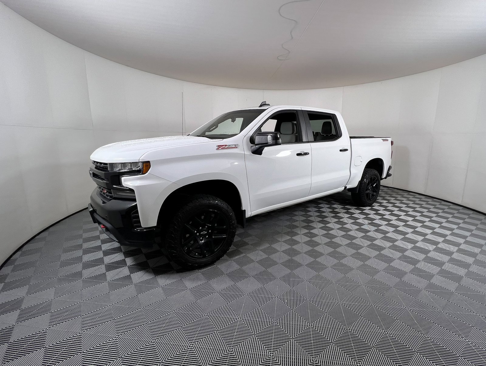 Used 2022 Chevrolet Silverado 1500 Limited LT Trail Boss with VIN 1GCPYFEDXNZ232842 for sale in Marlin, TX