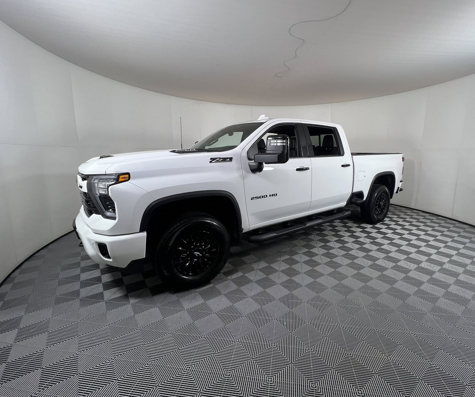 Used 2024 Chevrolet Silverado 2500HD LTZ with VIN 2GC4YPE73R1189446 for sale in Marlin, TX