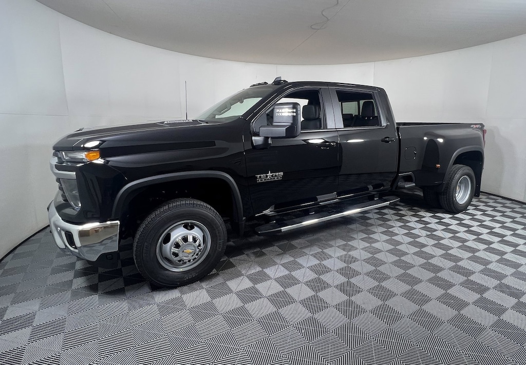 New 2026 Chevrolet Silverado 3500 HD LT DRW Truck