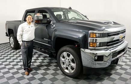 Staff member PACO CALDERON from 583c0380fddb