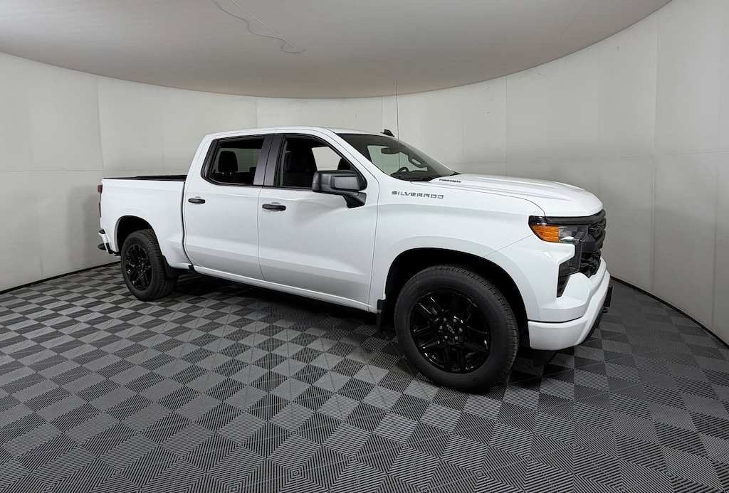 New 2026 Chevrolet Silverado 1500 Custom Truck