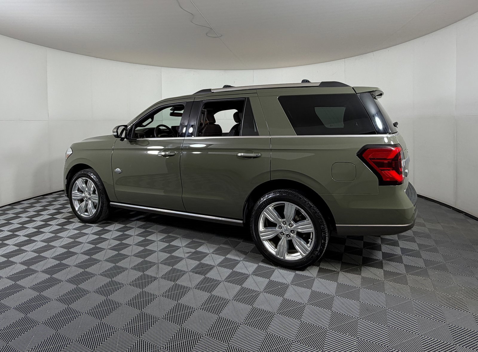 2024 Ford Expedition King Ranch photo 3