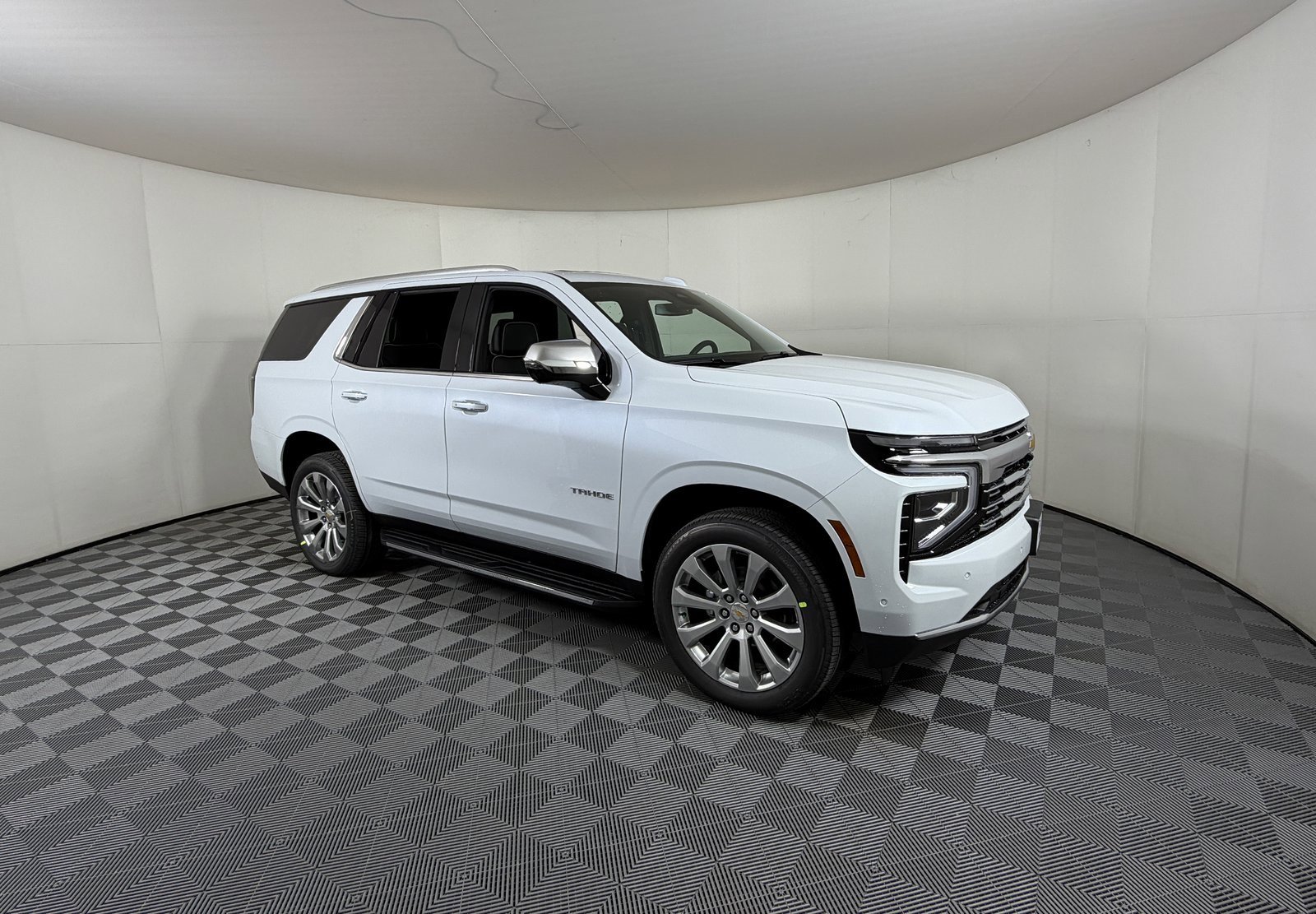 2026 Chevrolet Tahoe Premier's photo