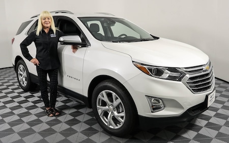 Staff member JOHNNIE BURNS from 583c0380fddb